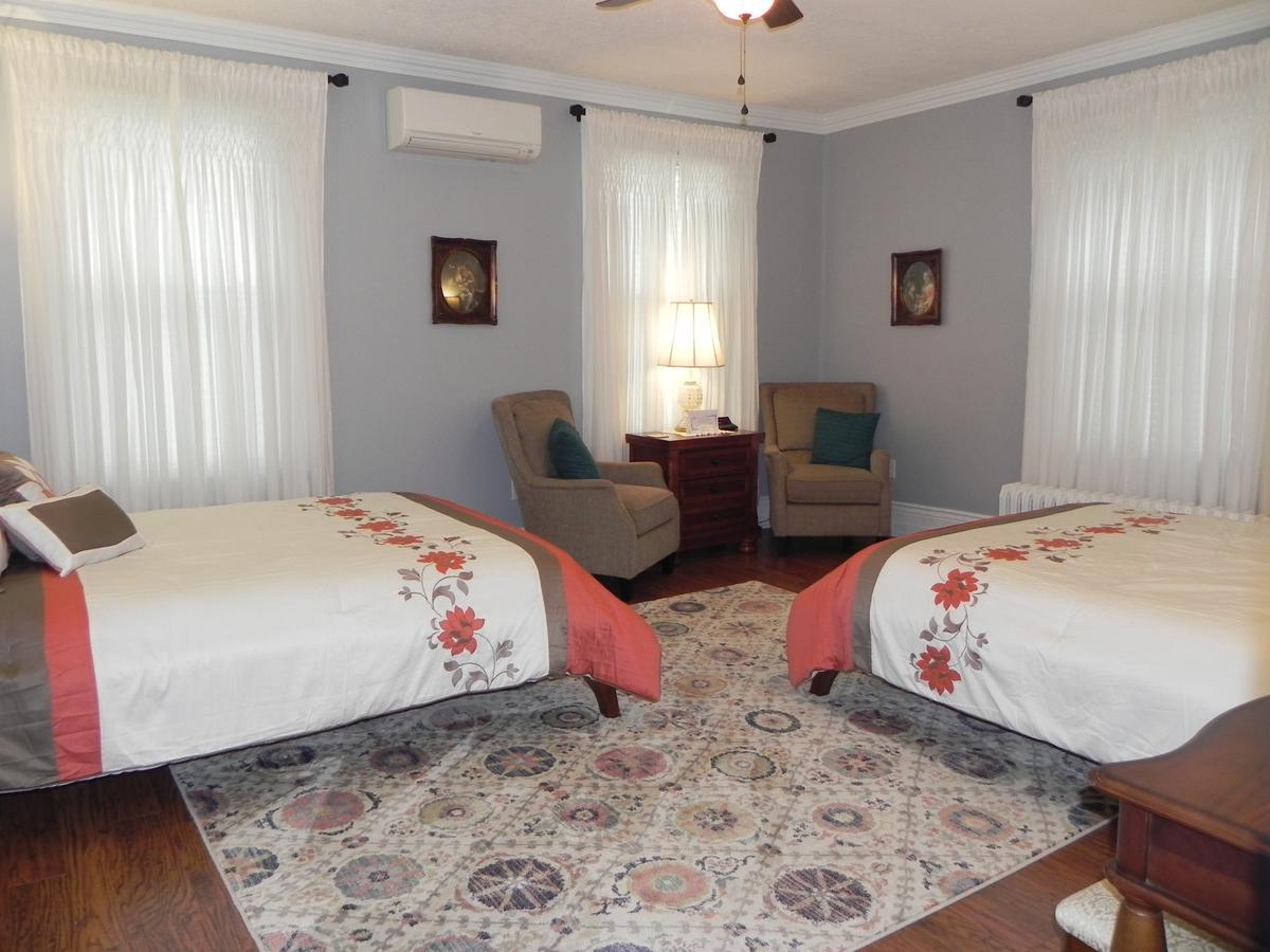 Vine Cottage Inn Гот-Спрінгз Екстер'єр фото